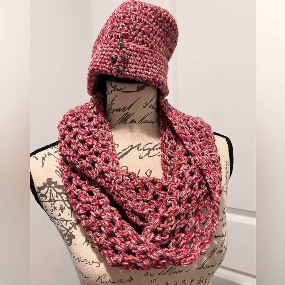 New Vintage Handcrafted in Greece Pink Crochet Hat and Scarf Set